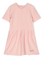 Calvin Klein Kids robe plissée à logo brodé - Rose