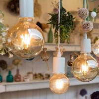 E27 LED Filament Lamp Fiji - 4W 400 lumen - 2200K Extra warm wit - Amberkleurig - Vervangt 35 Watt - E27 fitting - G80 lamp - Edison lamp - Grote fitting