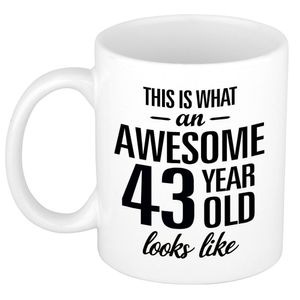 Awesome 43 year cadeau mok / beker 300 ml