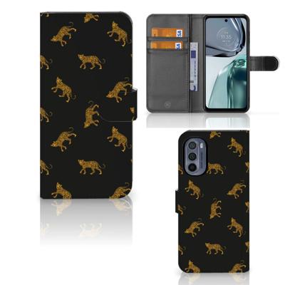 Telefoonhoesje | Met pasjeshouder | voor Motorola Moto G62 5G Leopards