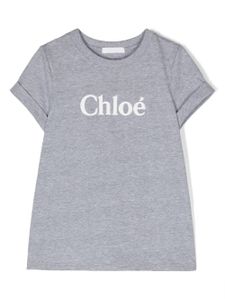 Chloé Kids t-shirt en coton biologique à logo imprimé - Gris