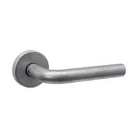 Intersteel Deurkruk Luzern met rozet ø53x10mm RVS getrommeld