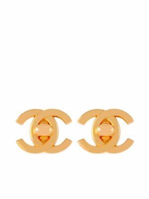 CHANEL Pre-Owned boucles d'oreilles à fermoir loquet CC (1995)