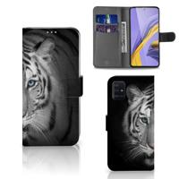 Samsung Galaxy A51 | Telefoonhoesje | Met pasjeshouder | Tijger