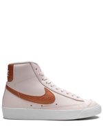 Nike baskets Blazer 77 Essentiel - Rose