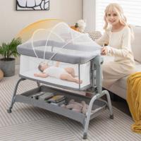 4 In 1 Babybed met Zacht Matras Babywieg met 6 Verstelbare Hoogtes Verstelbare Kanteling 4 Vergrendelbare Wielen Reiswieg voor 0-6 Maanden