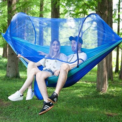 Draagbare Outdoor Camping vol-automatische nylon parachute hangmat met klamboes grootte: 290 x 140cm (donkerblauw + baby blauw)