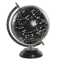 Decoratie wereldbol/globe sterrenhemel zwart op aluminium voet 28 x 22 cm