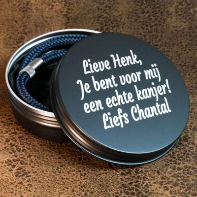 Gepersonaliseerd geschenkdoosje + eigen tekst gravure