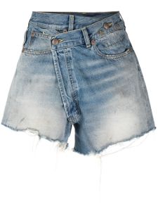 R13 short en jean à finitions à effet usé - Bleu