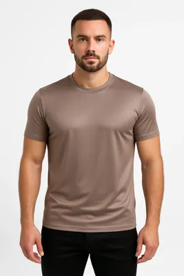 Richesse Shiny Essential T-Shirt Heren Lichtbruin - Maat S - Kleur: Lichtbruin | Soccerfanshop