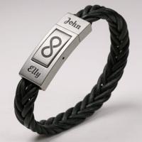 Drukschakelaar met naam gravure - gevlochten zwart leer