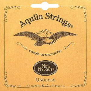 Aquila AQ-8U snarenset concertukelele