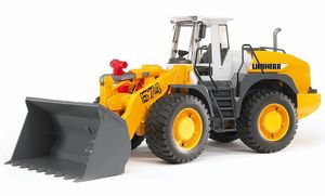 Bruder Liebherr L574 shovel