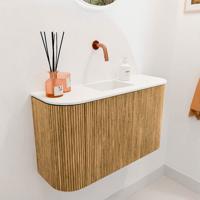 Toiletmeubel Mondiaz Joya | 73.2 cm | Meubelkleur Oak | Faye wastafel Talc Midden | Zonder kraangat(en) Toiletmeubel Mondiaz Joya | 73.2 cm | Meubelkleur Oak | Faye wastafel Talc Midden | Zonder kraangat(en)