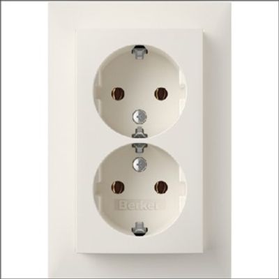 Berker S1 wandcontactdoos met randaarde 2-voudig polarwit mat 47741909