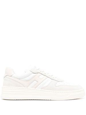 Hogan baskets à lacets - Blanc