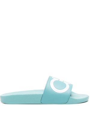 Ferragamo claquettes à imprimé Gancini - Bleu