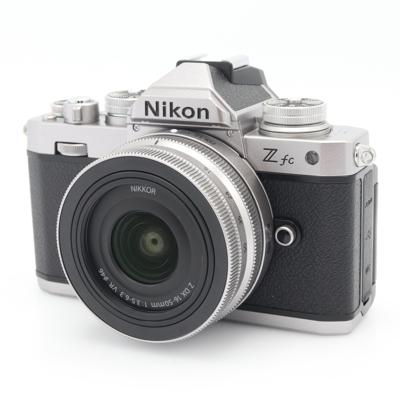 Nikon Z fc + Z DX 16-50mm f/3.5-6.3 VR zilver occasion