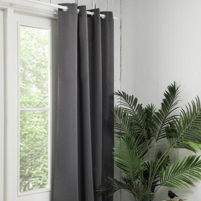 Gordijnen Verduisterend & Isolerend - Haken of Ringen - Lichtgrijs maat: 250 x 150 cm - materiaal: Polyether - Dekbed-Discounter.nl