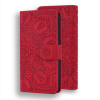 iPhone 15 Pro hoesje - Bookcase - Pasjeshouder - Portemonnee - Mandalapatroon - Kunstleer - Rood - thumbnail