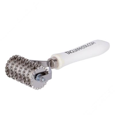 Pasta snijder met 7 staal Getand Messen, perfect om te maken Pappardelle pasta - 9.5mm