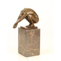 EEN BRONZEN SCULPTUUR GENAAMD "DE DUIK"