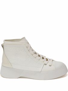 JW Anderson baskets montantes à design embossé - Blanc