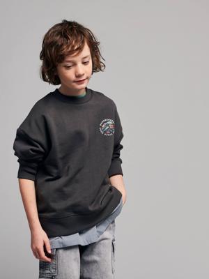 Sweater voor jongens met ronde oversized kraag antraciet Sweater voor jongens met ronde oversized kraag antraciet