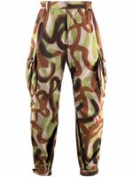 DSQUARED2 pantalon à imprimé graffiti - Marron