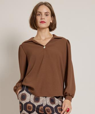 v-hals top met knoop v-hals top met knoop