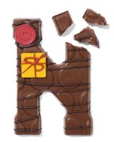 051 Handgedecoreerde Chocoladeletter Melk N 180g