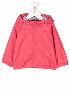 Tommy Hilfiger Junior veste à logo imprimé au dos - Rose