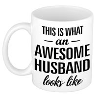Awesome husband / echtgenoot cadeau mok / beker 300 ml - thumbnail