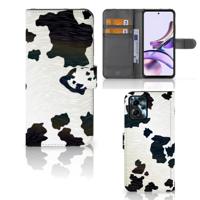 Motorola Moto G13 | G23 | Telefoonhoesje | Met pasjeshouder | Koeienvlekken