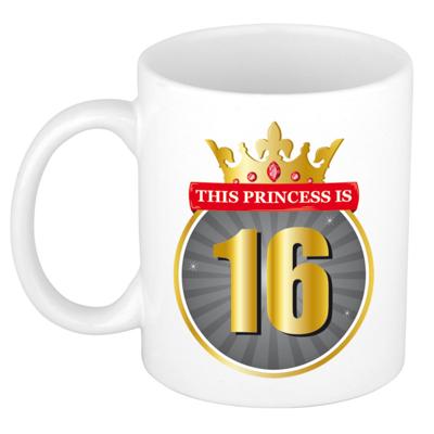 Dames 16 jaar verjaardag - Cadeau Koffiemok - This princess is 16 - wit - beker - 16e verjaardag