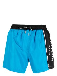 Balmain short de bain à logo imprimé - Bleu