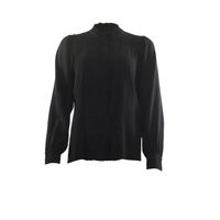 Blouse lace
