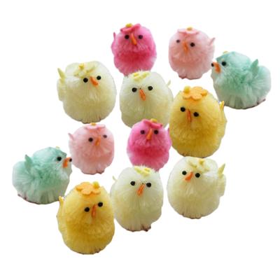 Decoris gekleurde paaskuikentjes - 4 cm - 18x stuks - Paasversiering / Paasdecoratie - kuiken minies
