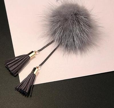 Bont bal broche ketting kwastje broche voor vrouwen (grijs)
