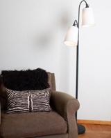 Grote mat zwarte vloerlamp met 2 stoffen kappen en E27 fittingen By Rydens Duette