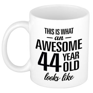 Awesome 44 year cadeau mok / beker 300 ml