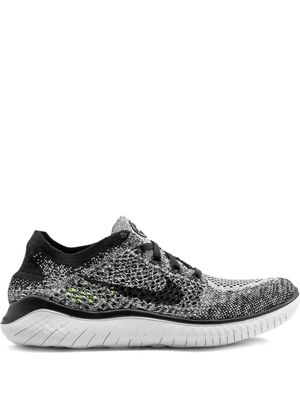 Nike baskets Free RN Flyknit 2018 - Blanc