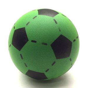 Foam softbal voetbal groen 20 cm - Zachte speelgoed voetbal