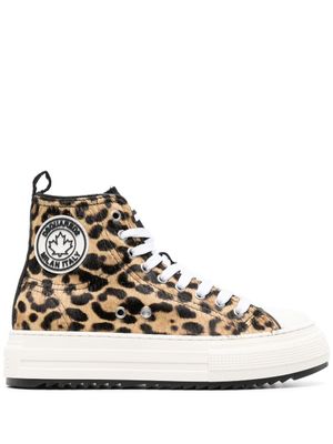 DSQUARED2 baskets montantes à imprimé léopard - Marron