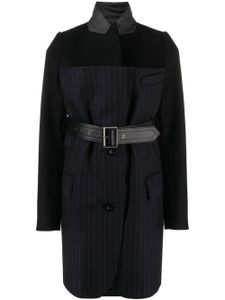 sacai blazer ceinturé à fines rayures - Noir