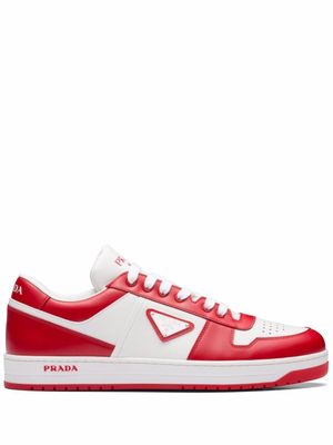 Prada baskets à patch logo - Blanc