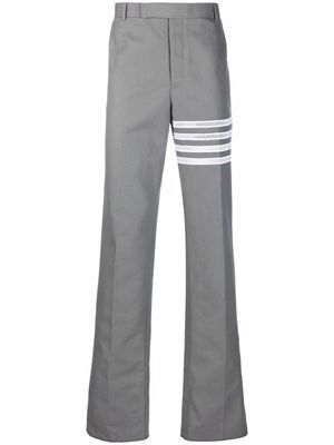Thom Browne pantalon de costume à détails 4 bandes signature - Gris