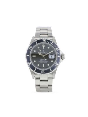 Rolex montre Submariner Date 40 mm pre-owned (1998) - Noir