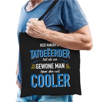 Tattoeerder katoenen tas zwart voor heren - gewone man maar dan cooler - Feest Boodschappentassen - thumbnail
